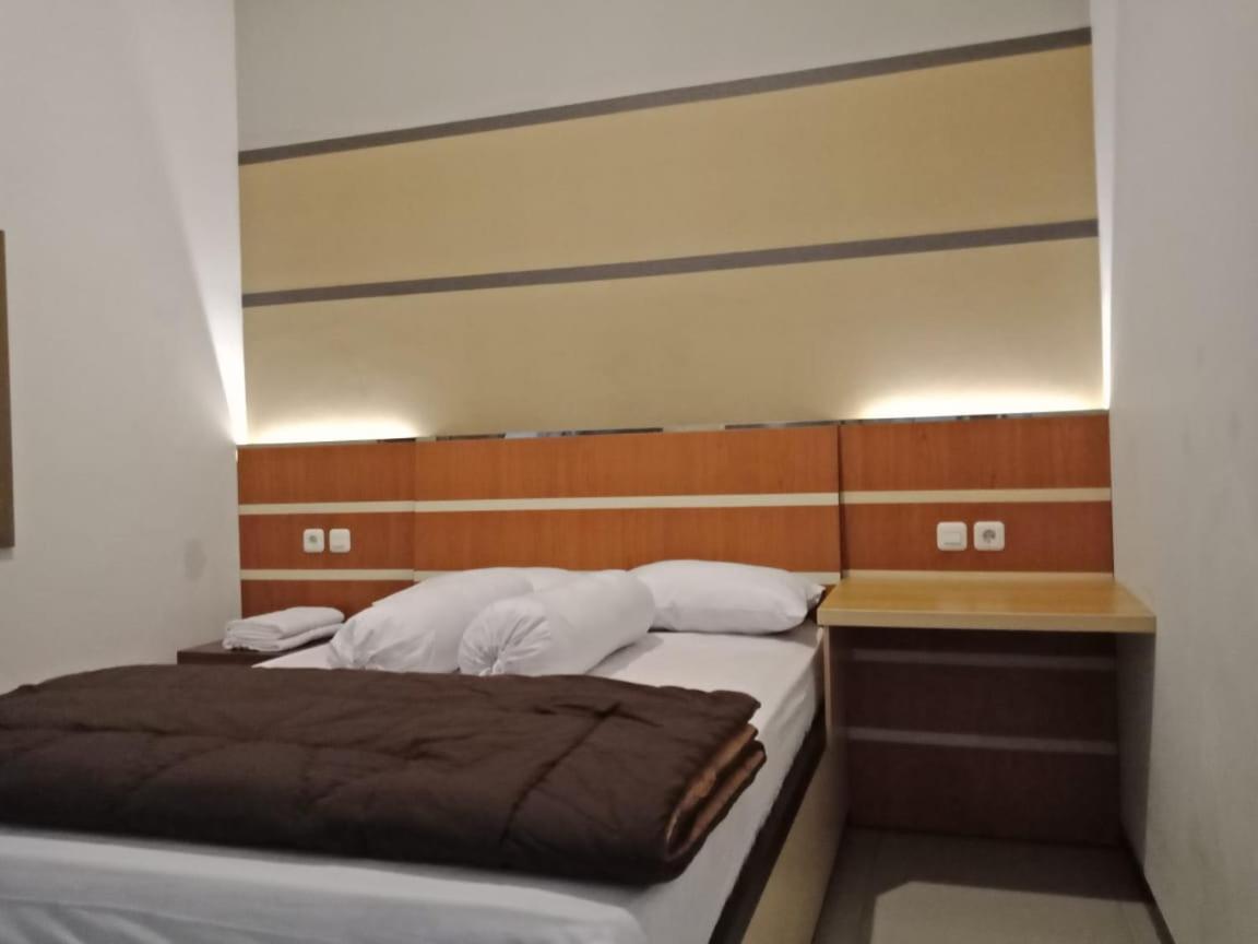 Amaya Guest House Syariah Alastuwo Εξωτερικό φωτογραφία