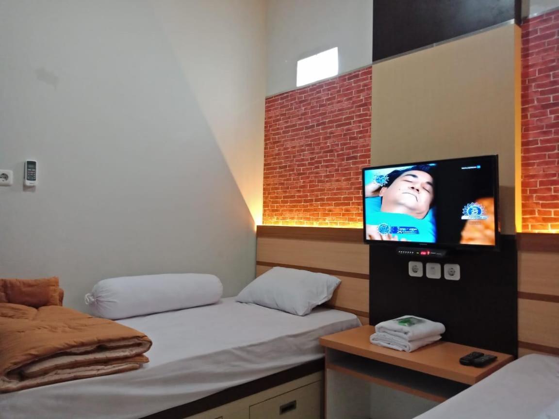Amaya Guest House Syariah Alastuwo Εξωτερικό φωτογραφία
