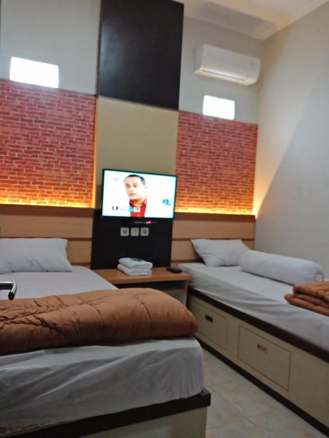Amaya Guest House Syariah Alastuwo Εξωτερικό φωτογραφία